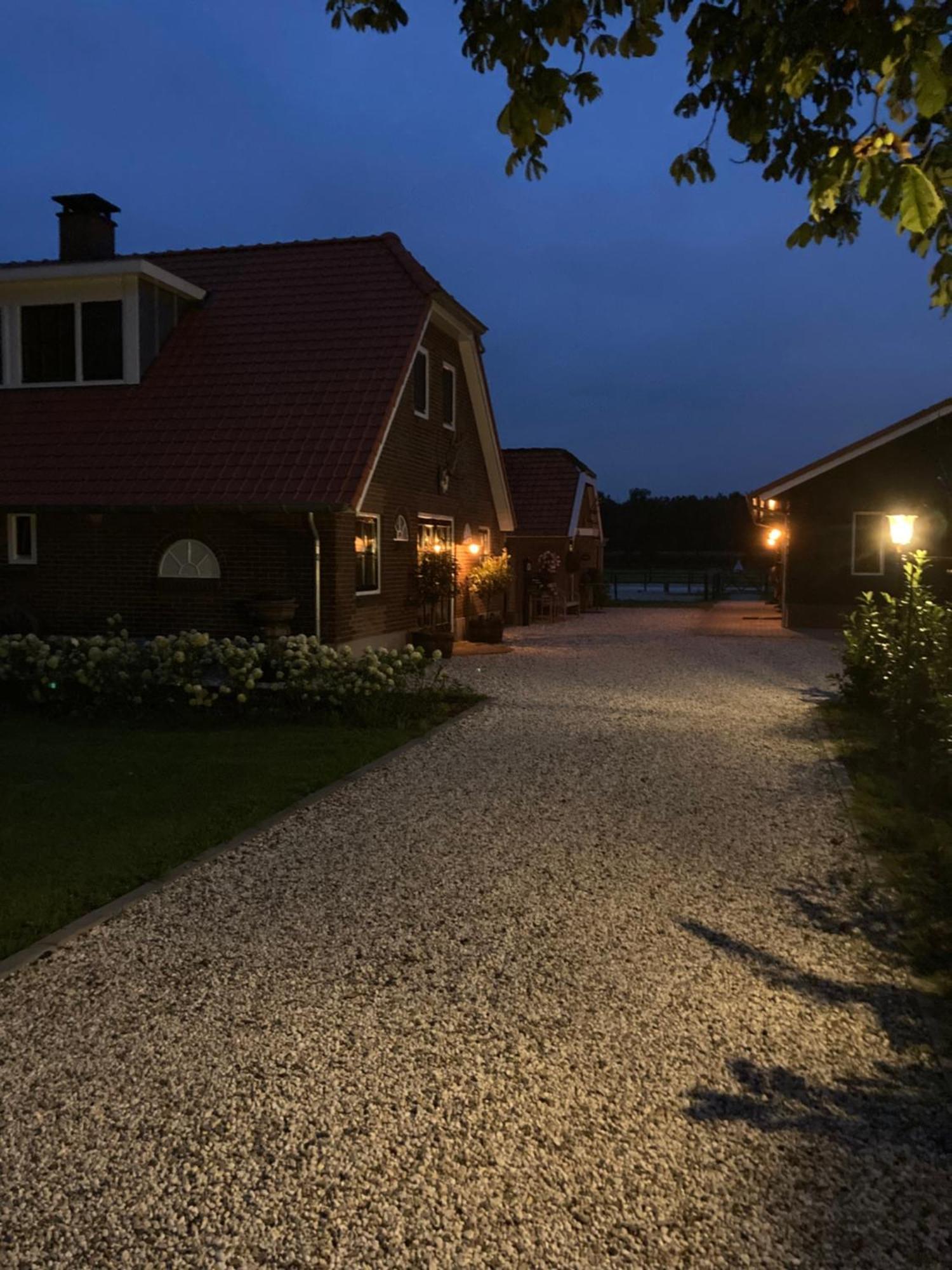 Bed & Breakfast Hoeve Happiness - Ontbijt Inbegrepen - Wellness Aanwezig Вортхёйзен Экстерьер фото