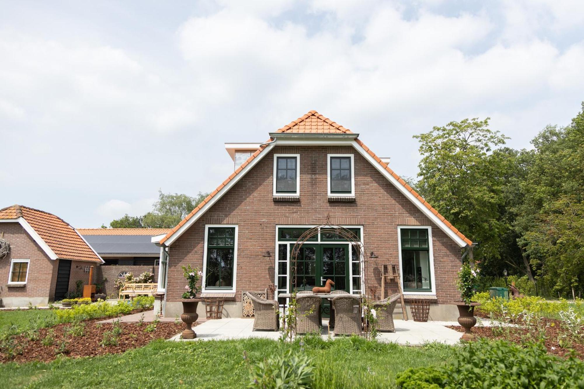 Bed & Breakfast Hoeve Happiness - Ontbijt Inbegrepen - Wellness Aanwezig Вортхёйзен Экстерьер фото