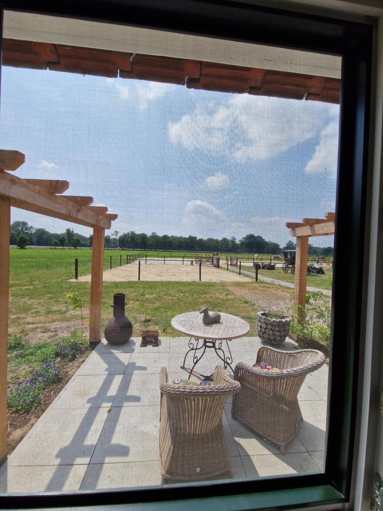 Bed & Breakfast Hoeve Happiness - Ontbijt Inbegrepen - Wellness Aanwezig Вортхёйзен Экстерьер фото