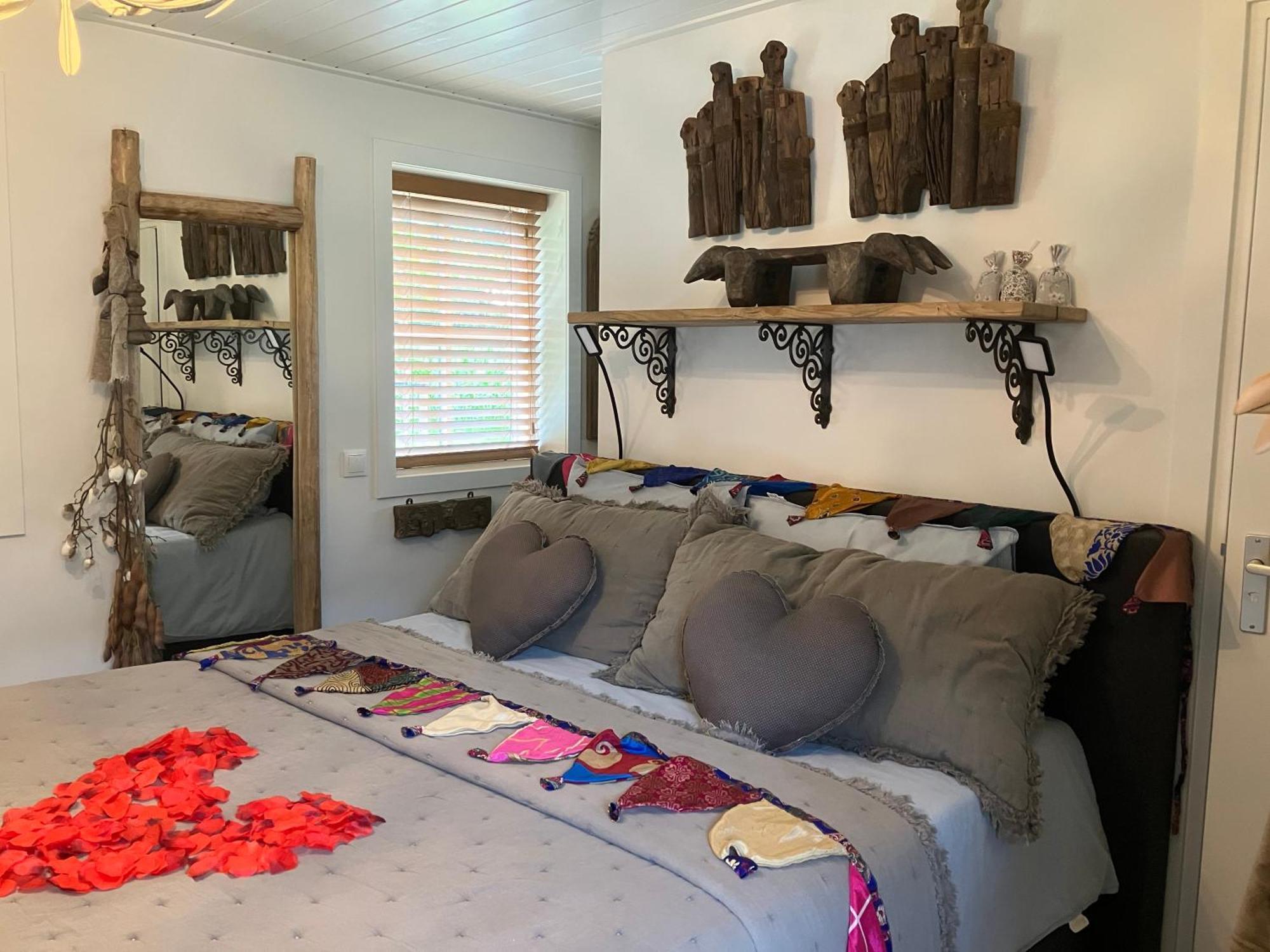 Bed & Breakfast Hoeve Happiness - Ontbijt Inbegrepen - Wellness Aanwezig Вортхёйзен Экстерьер фото